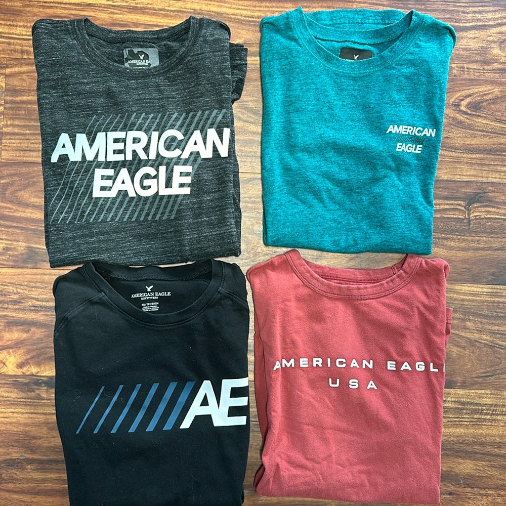 Bundle of four American Eagle mens tees size XS